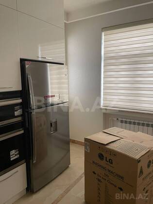 6 otaqlı Yeni tikili, Elmlər Akademiyası m., Bakı