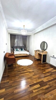 3 otaqlı Yeni tikili, Gənclik m., Bakı