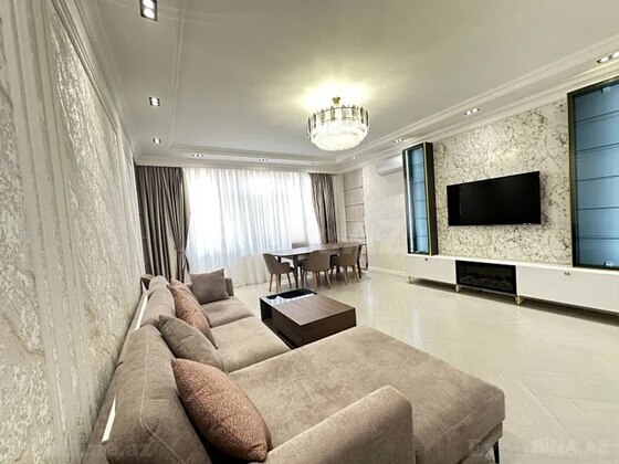2 otaqlı Yeni tikili, 28 May m., Bakı