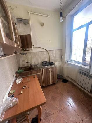 1 otaqlı Yeni tikili, Şah İsmayıl Xətai m., Bakı