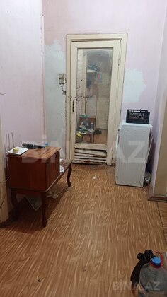 2 otaqlı Köhnə tikili, Elmlər Akademiyası m., Bakı