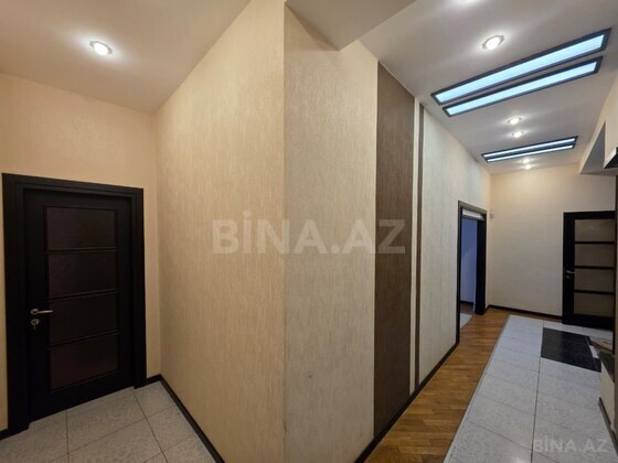 3 otaqlı Yeni tikili, Nizami m., Bakı