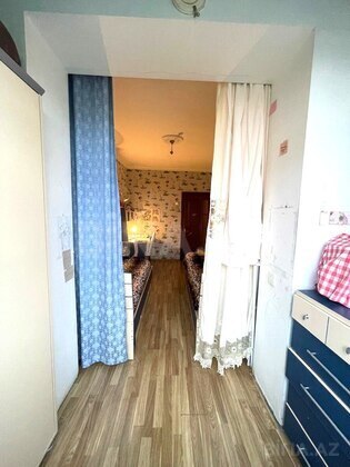 4 otaqlı Köhnə tikili, Xalqlar Dostluğu m., Bakı