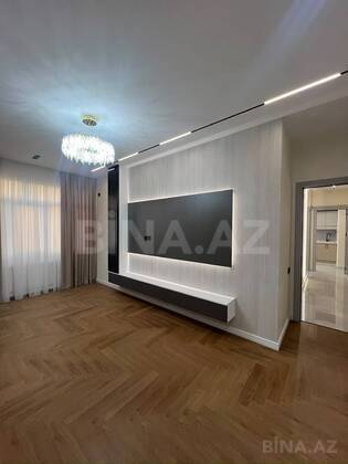 3 otaqlı Yeni tikili, Qara Qarayev m., Bakı