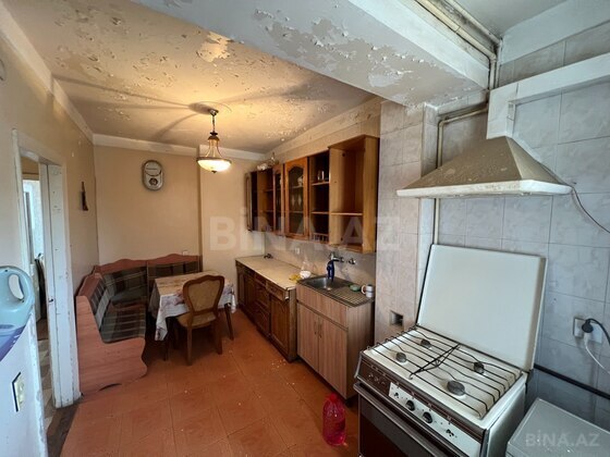 4 otaqlı Köhnə tikili, Nəsimi r., Bakı
