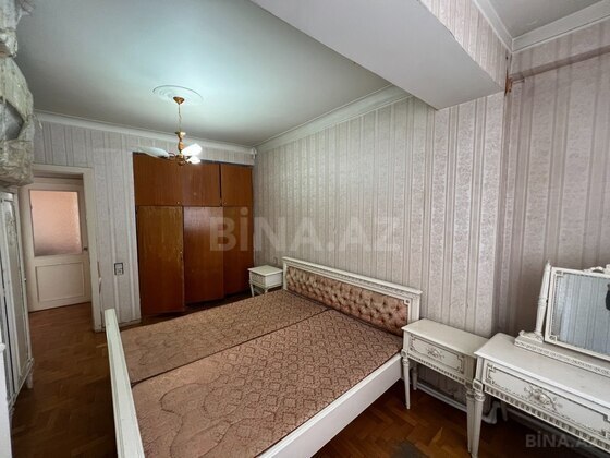 4 otaqlı Köhnə tikili, Nəsimi r., Bakı
