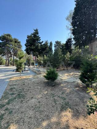 2 otaqlı Köhnə tikili, İnşaatçılar m., Bakı