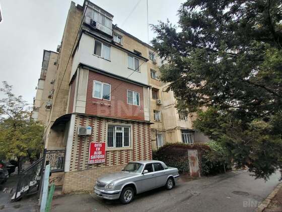 2 otaqlı Köhnə tikili, İnşaatçılar m., Bakı
