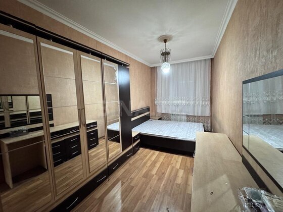 3 otaqlı Köhnə tikili, 7-ci mikrorayon q., Bakı
