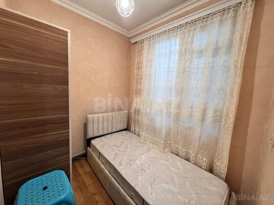 3 otaqlı Köhnə tikili, 7-ci mikrorayon q., Bakı