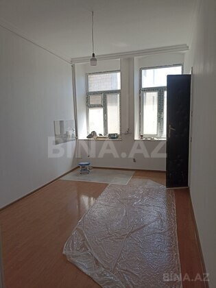 2 otaqlı Köhnə tikili, M.Ə.Rəsulzadə q., Bakı
