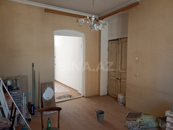 2 otaqlı Köhnə tikili, M.Ə.Rəsulzadə q., Bakı