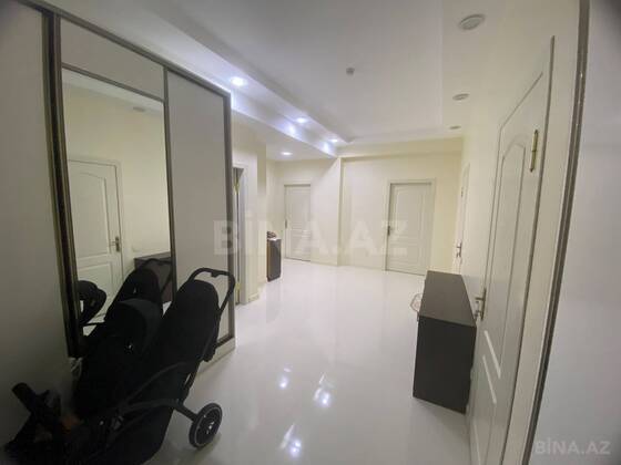 3 otaqlı Yeni tikili, Şah İsmayıl Xətai m., Bakı