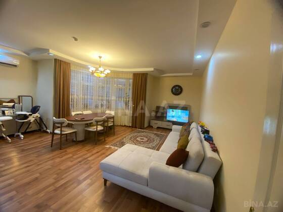 3 otaqlı Yeni tikili, Şah İsmayıl Xətai m., Bakı