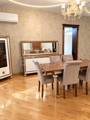 7 otaqlı Həyət evi/Bağ evi, Şah İsmayıl Xətai m., Bakı