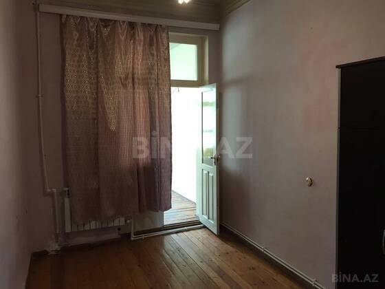 3 otaqlı Köhnə tikili, Neftçilər m., Bakı