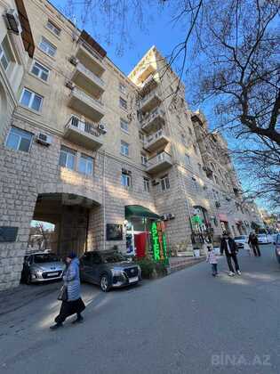 3 otaqlı Köhnə tikili, Nəsimi r., Bakı