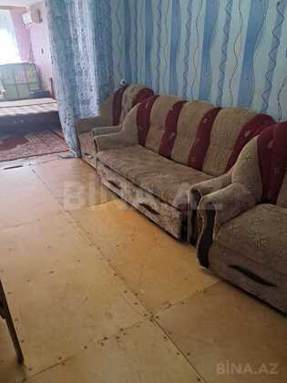 3 otaqlı Köhnə tikili, Neftçilər m., Bakı