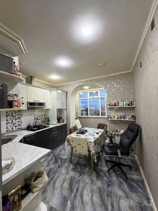 3 otaqlı Köhnə tikili, Nərimanov r., Bakı