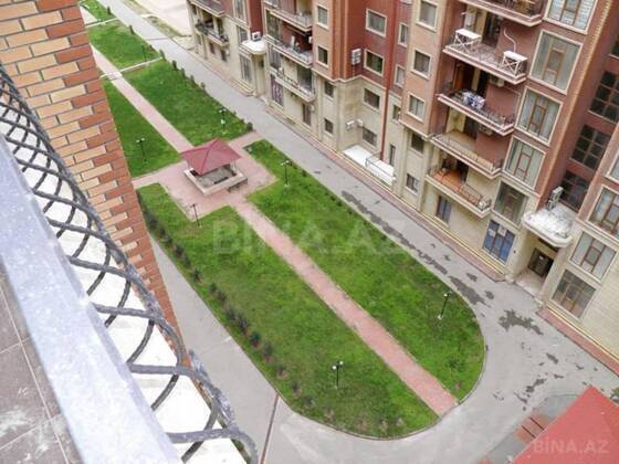 4 otaqlı Yeni tikili, Gənclik m., Bakı
