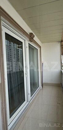 3 otaqlı Köhnə tikili, Həzi Aslanov q., Bakı