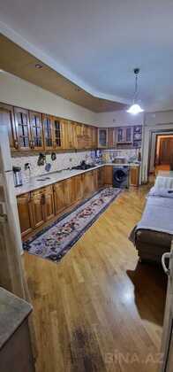 3 otaqlı Yeni tikili, 8 Noyabr m., Bakı