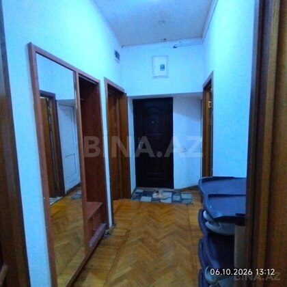 4 otaqlı Köhnə tikili, Nəsimi r., Bakı