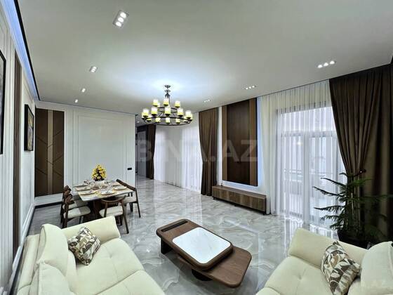 4 otaqlı Həyət evi/Bağ evi, Mərdəkan q., Bakı