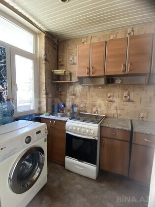 2 otaqlı Köhnə tikili, Bakıxanov q., Bakı