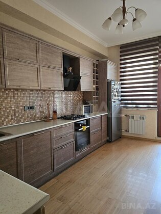 3 otaqlı Yeni tikili, Qara Qarayev m., Bakı