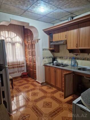 3 otaqlı Köhnə tikili, Nəsimi m., Bakı