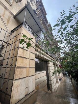 2 otaqlı Köhnə tikili, İçəri Şəhər m., Bakı