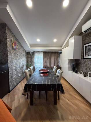 3 otaqlı Yeni tikili, Xalqlar Dostluğu m., Bakı