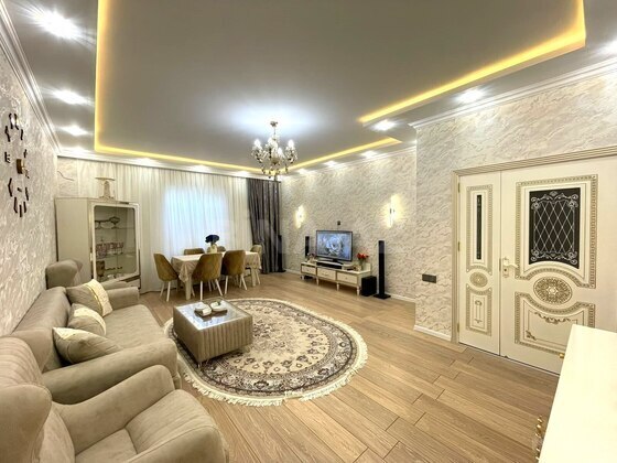 3 otaqlı Həyət evi/Bağ evi, Mərdəkan q., Bakı