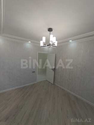 3 otaqlı Köhnə tikili, Neftçilər m., Bakı