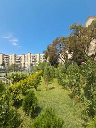 3 otaqlı Köhnə tikili, Neftçilər m., Bakı