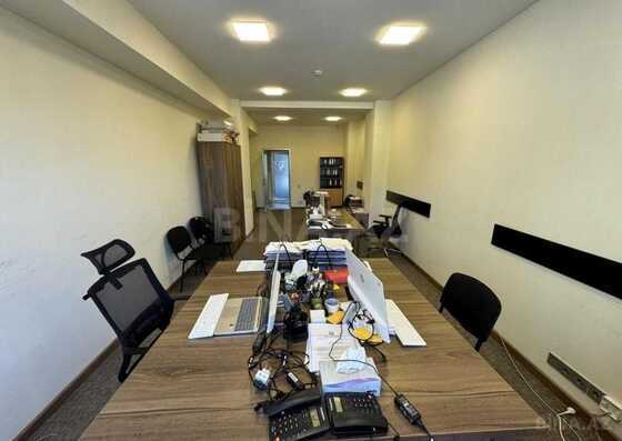 6 otaqlı Ofis, 8 Noyabr m., Bakı