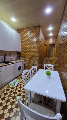 3 otaqlı Köhnə tikili, Nəsimi r., Bakı