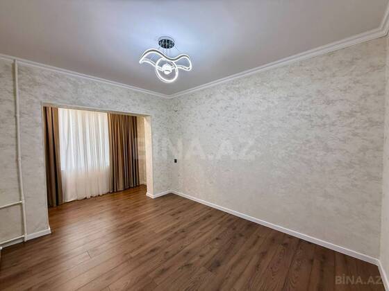 2 otaqlı Köhnə tikili, Xalqlar Dostluğu m., Bakı