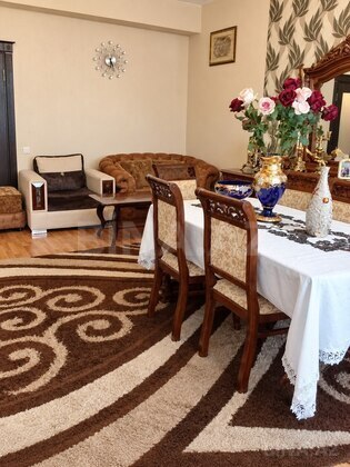 3 otaqlı Yeni tikili, 8 Noyabr m., Bakı