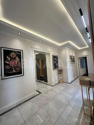 3 otaqlı Yeni tikili, 8 Noyabr m., Bakı