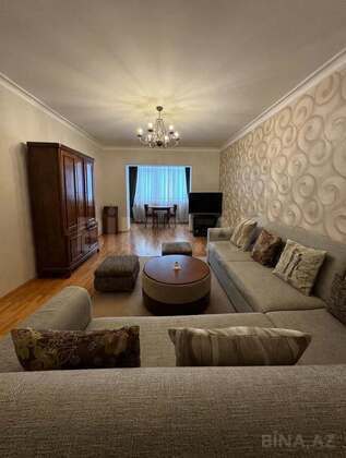 2 otaqlı Köhnə tikili, 28 May m., Bakı