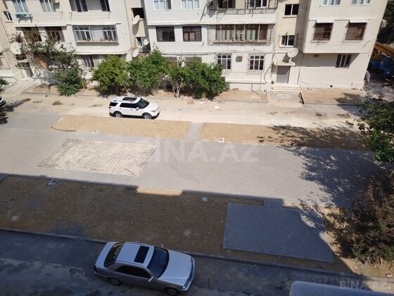 3 otaqlı Köhnə tikili, Xalqlar Dostluğu m., Bakı