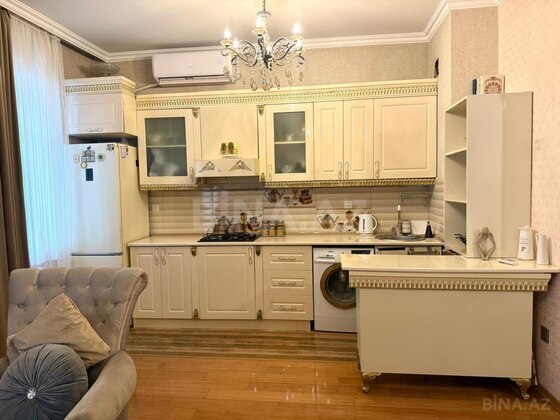 3 otaqlı Yeni tikili, Avtovağzal m., Bakı
