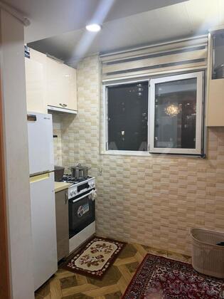 2 otaqlı Köhnə tikili, İnşaatçılar m., Bakı