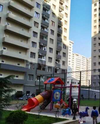 3 otaqlı Yeni tikili, Qara Qarayev m., Bakı