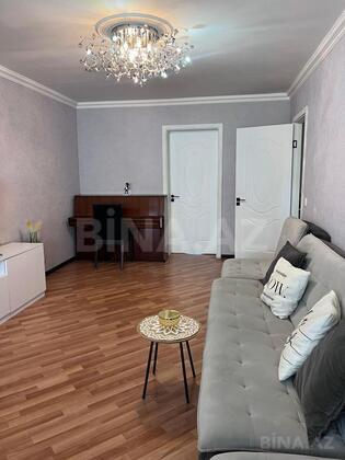 3 otaqlı Köhnə tikili, İnşaatçılar m., Bakı