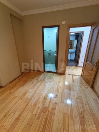 3 otaqlı Yeni tikili, 8-ci kilometr q., Bakı