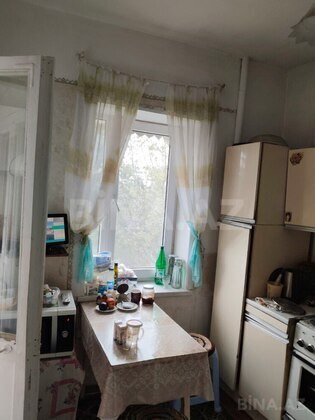 3 otaqlı Köhnə tikili, Köhnə Günəşli q., Bakı