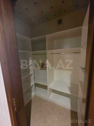 3 otaqlı Yeni tikili, Nizami m., Bakı